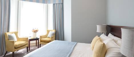Junior Suite | Egyptian cotton sheets, premium bedding, in-room safe, desk