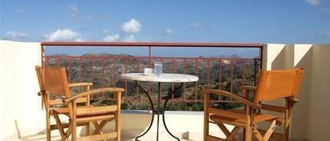 Apartemen, 2 kamar tidur | Balkon