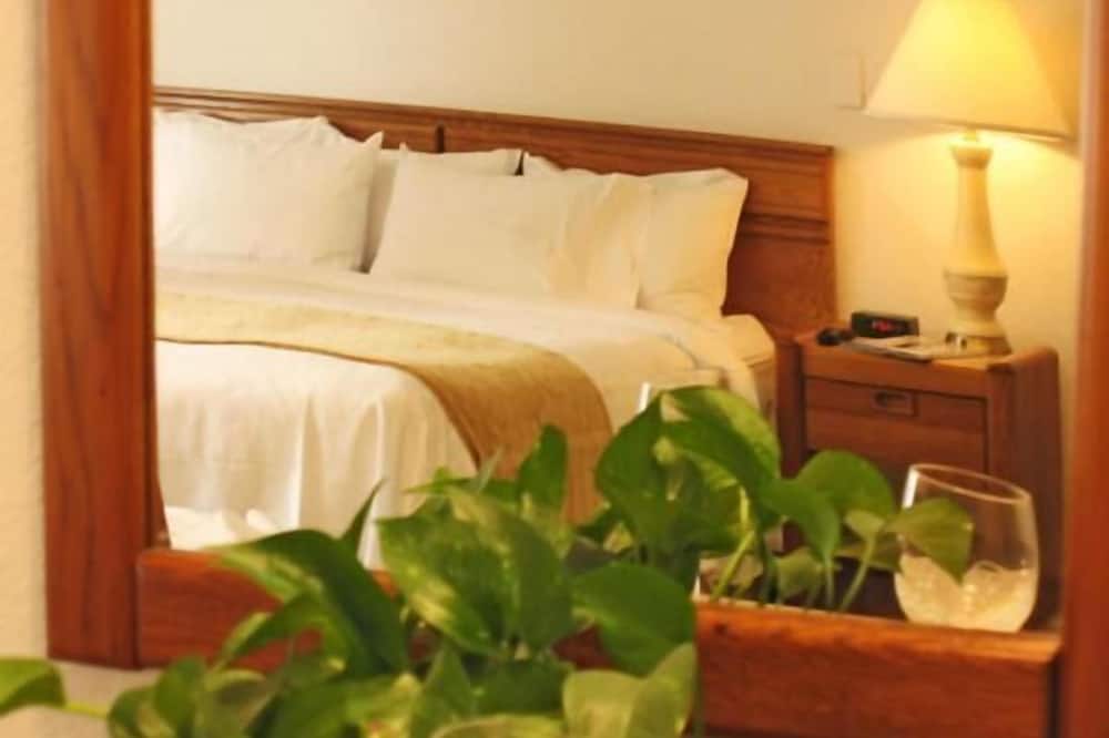 Rosemont Suites