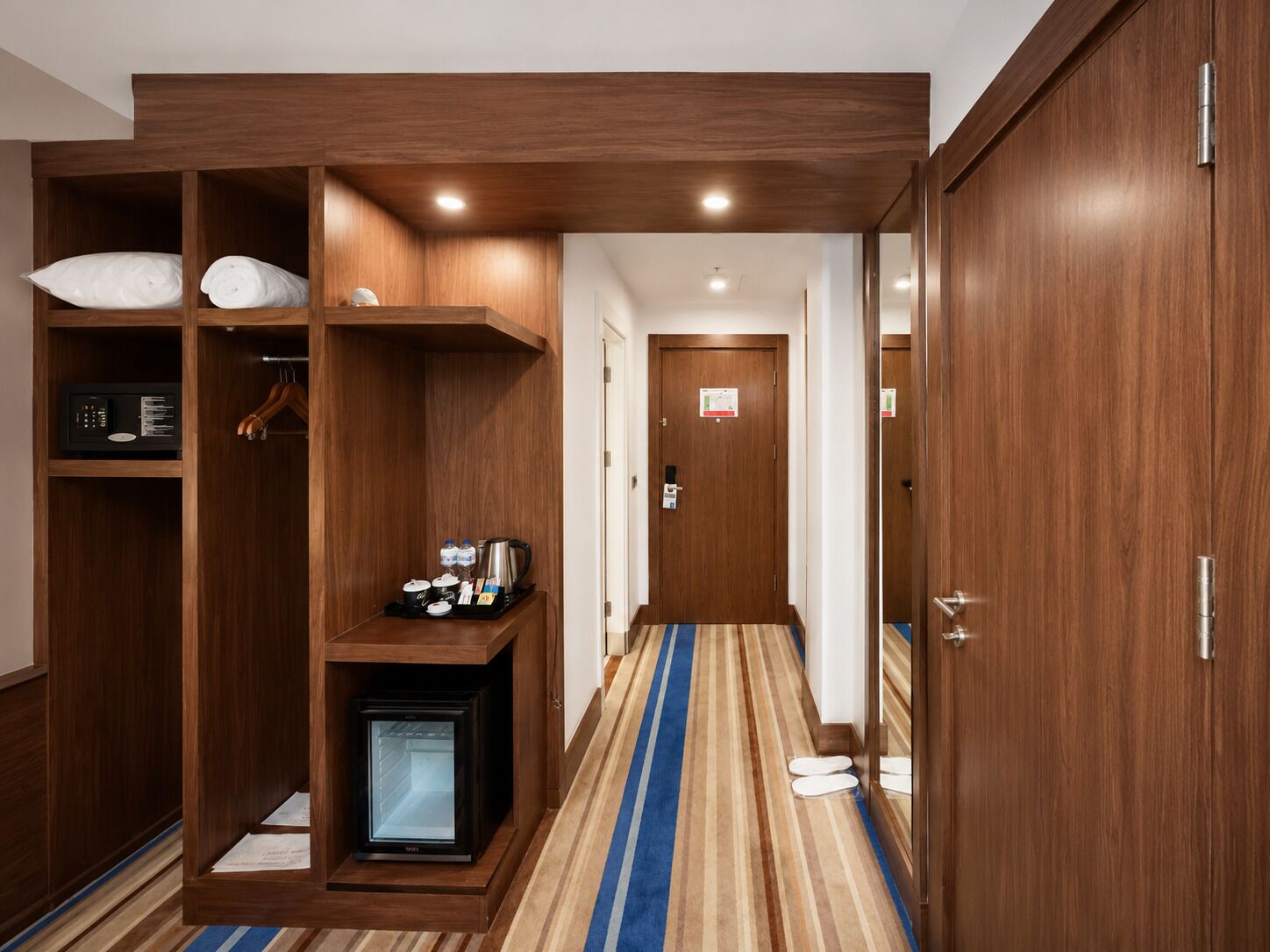 Chambre Standard, 2 lits doubles, balcon | Literie de qualité supérieure, minibar, coffres-forts dans les chambres