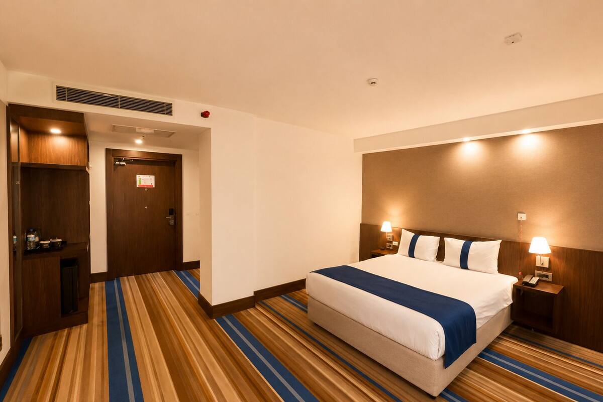 King Bed Accessible Room