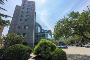 Exterior - Aulicare Hotel (Dalian)