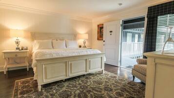 Frette Italian sheets, premium bedding, pillowtop beds, in-room safe