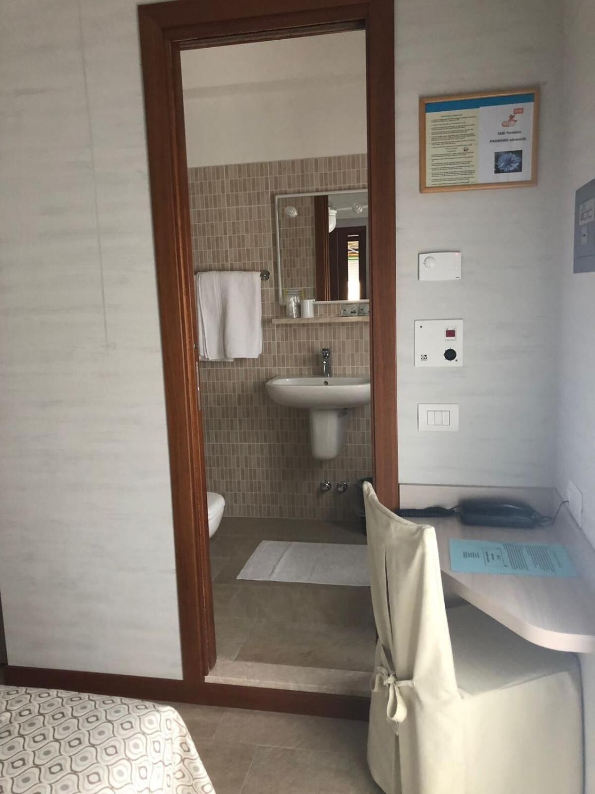 shower, free toiletries, hair dryer, bidet