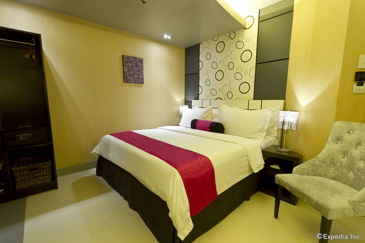 Junior Room, 1 Katil Raja (King) | Busa memori, peti besi dalam bilik, meja, Wi-fi percuma 