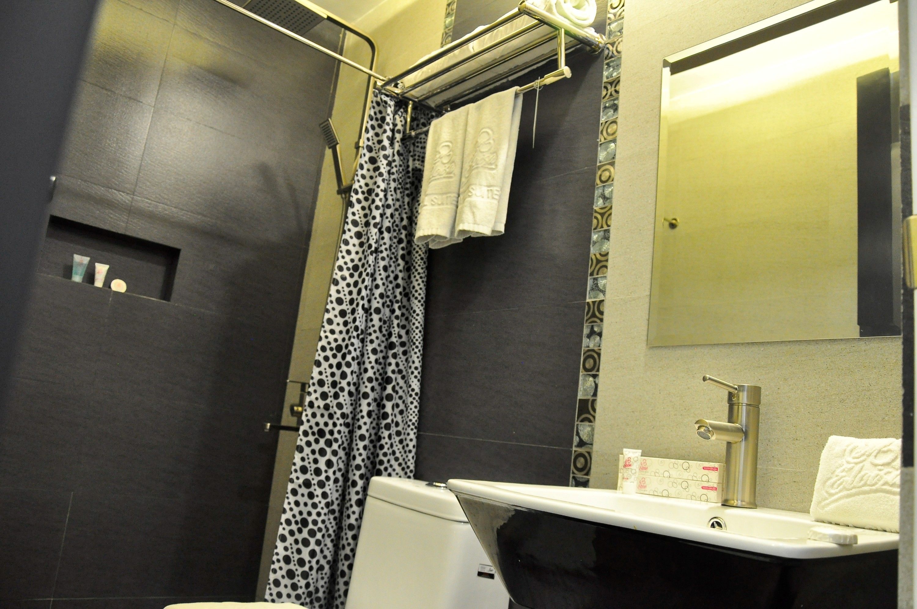 premier room, 1 queen bed | 1 bedroom, memory-foam beds, in-room safe, individually decorated