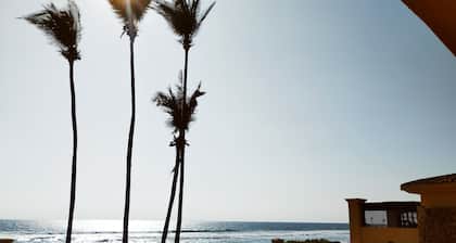 Tres Vidas Acapulco Suites