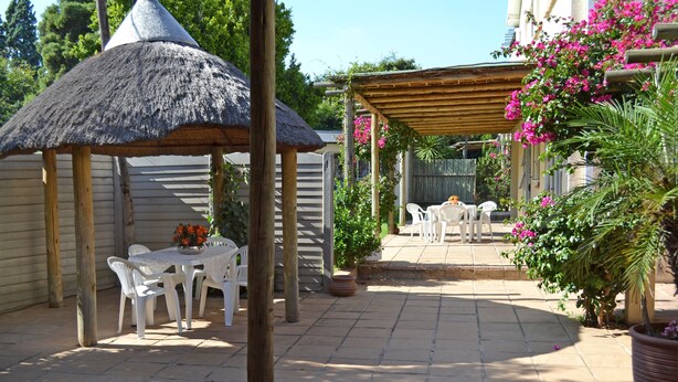 Terrace/patio - Dove's Nest Guest House (Kempton Park)