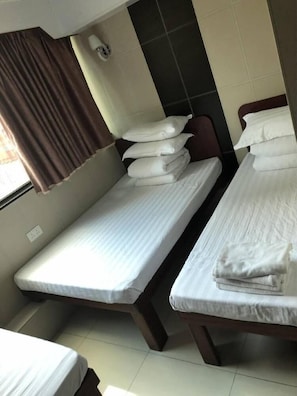 Soundproofing, free WiFi - Prince Hotel (Kowloon)