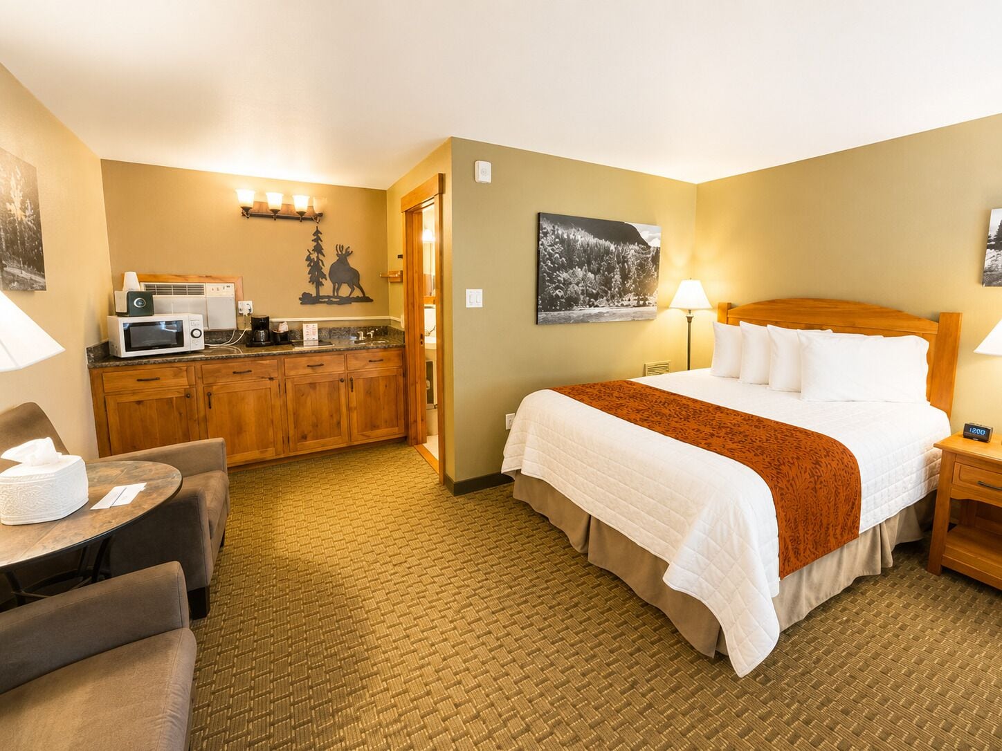 Basic Room (Not Pet Friendly) | Iron/ironing board, WiFi (free), bed sheets