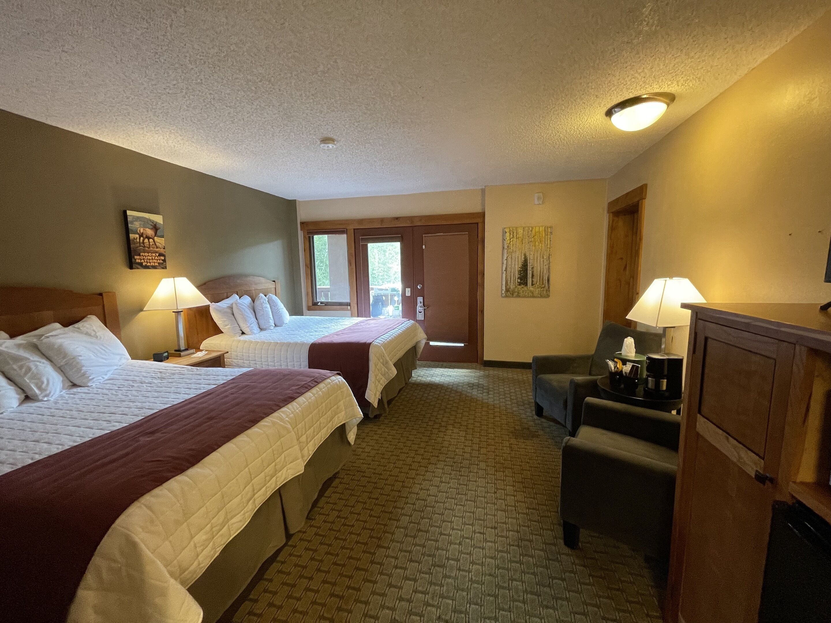 Double Room 1 Queen and 1 King bed (Not pet friendly) | Iron/ironing board, free WiFi, bed sheets