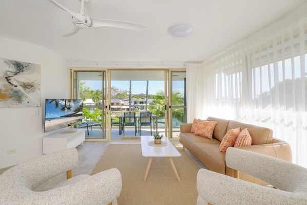 Two Bedroom Waterfront Apartment | Living area