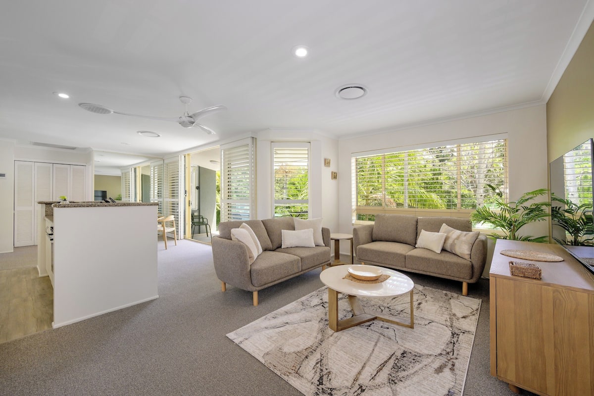 50-inch flat-screen TV with digital channels, TV