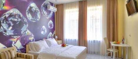 Double Room, Balcony | In-room safe, desk, iron/ironing board, free WiFi