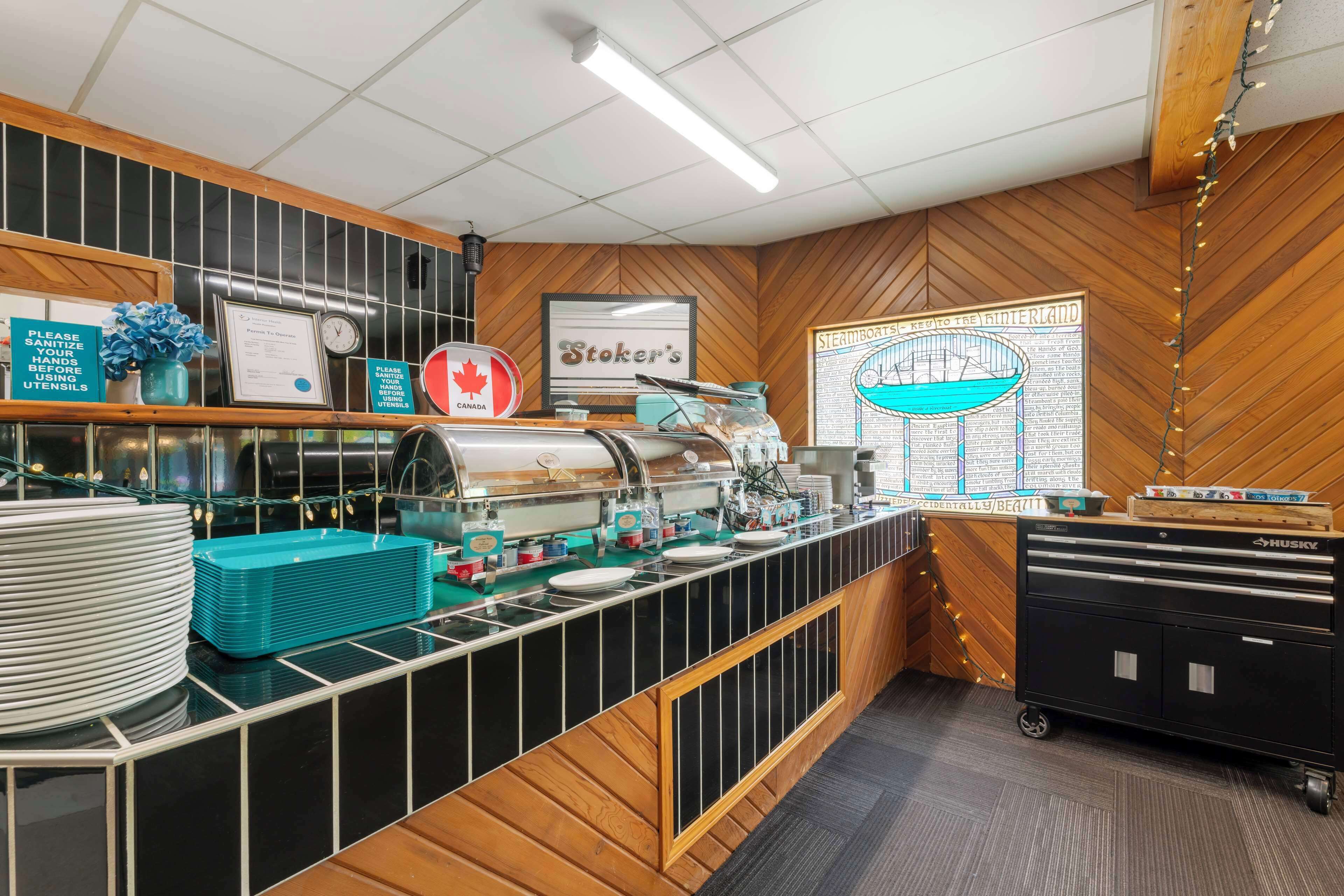 daily full breakfast (cad 0.01 per person)