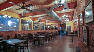 Café da manhã continental grátis todos os dias