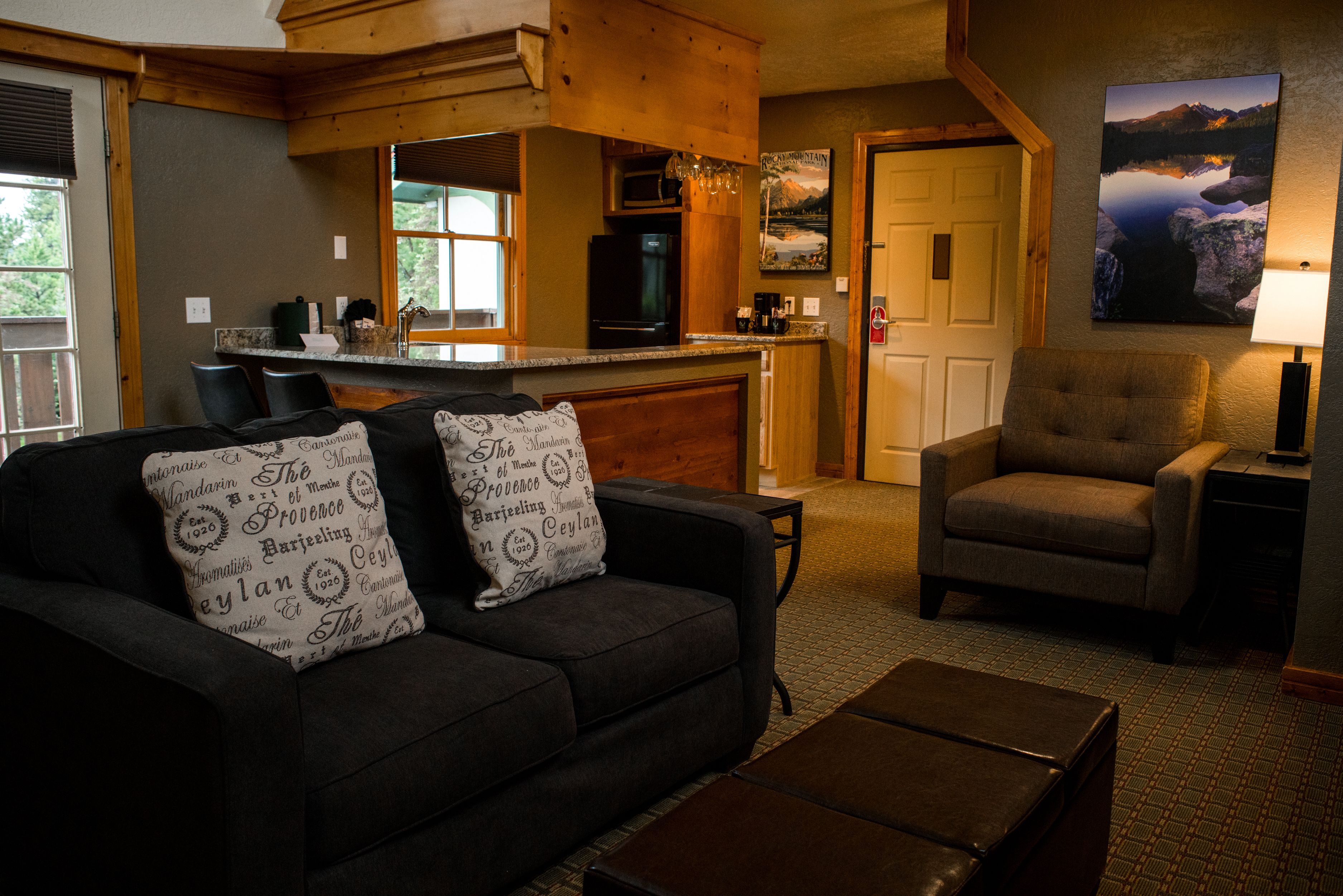 basic loft, 2 bedrooms | living area | tv, dvd player