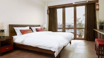 Superior Double Room | In-room safe, desk, blackout drapes, free WiFi