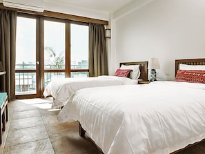 Superior Twin Room | In-room safe, desk, blackout drapes, free WiFi - Green Tiger House (Chiang Mai)