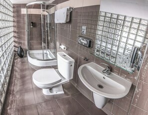 Free toiletries, hair dryer, towels