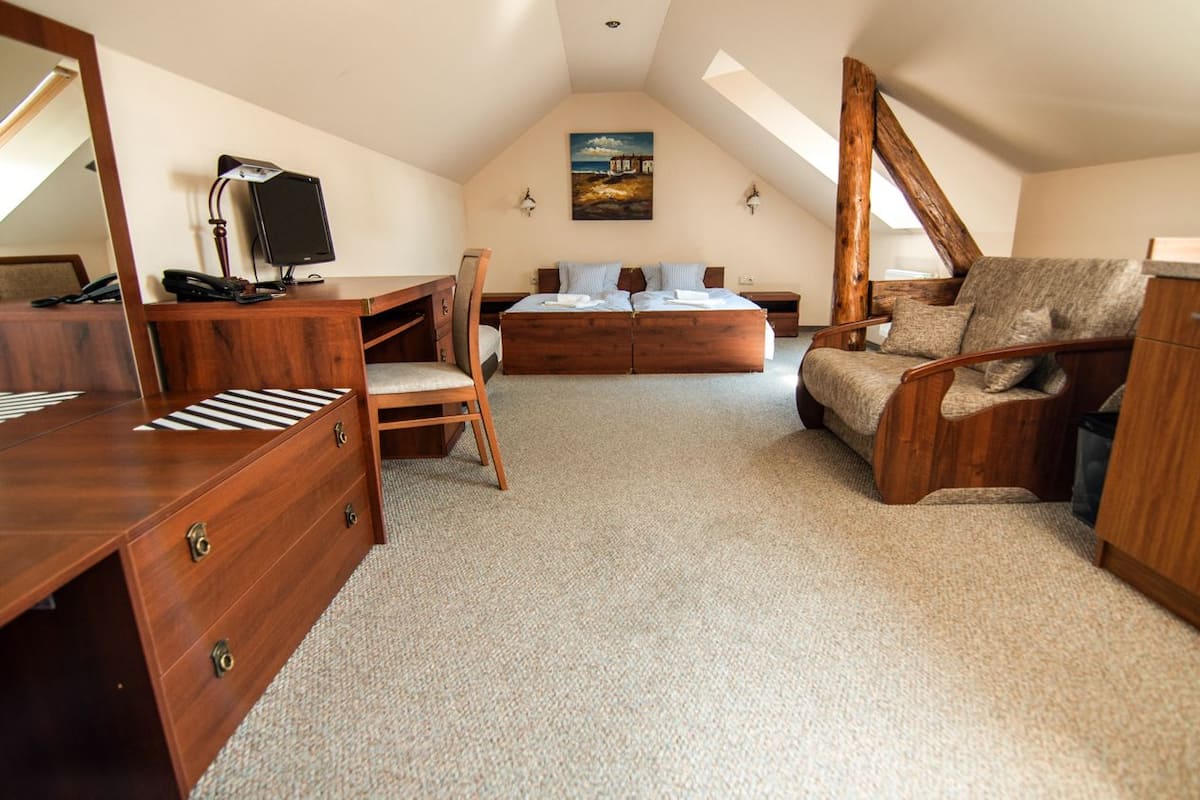 1 chambre, literie hypoallergénique, surmatelas