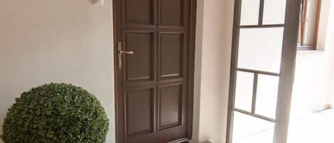 Lối vào nơi lưu trú