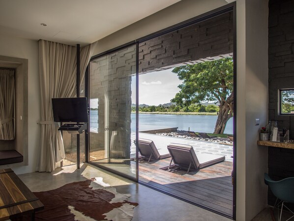 PoolXide Cabin  | 테라스/파티오