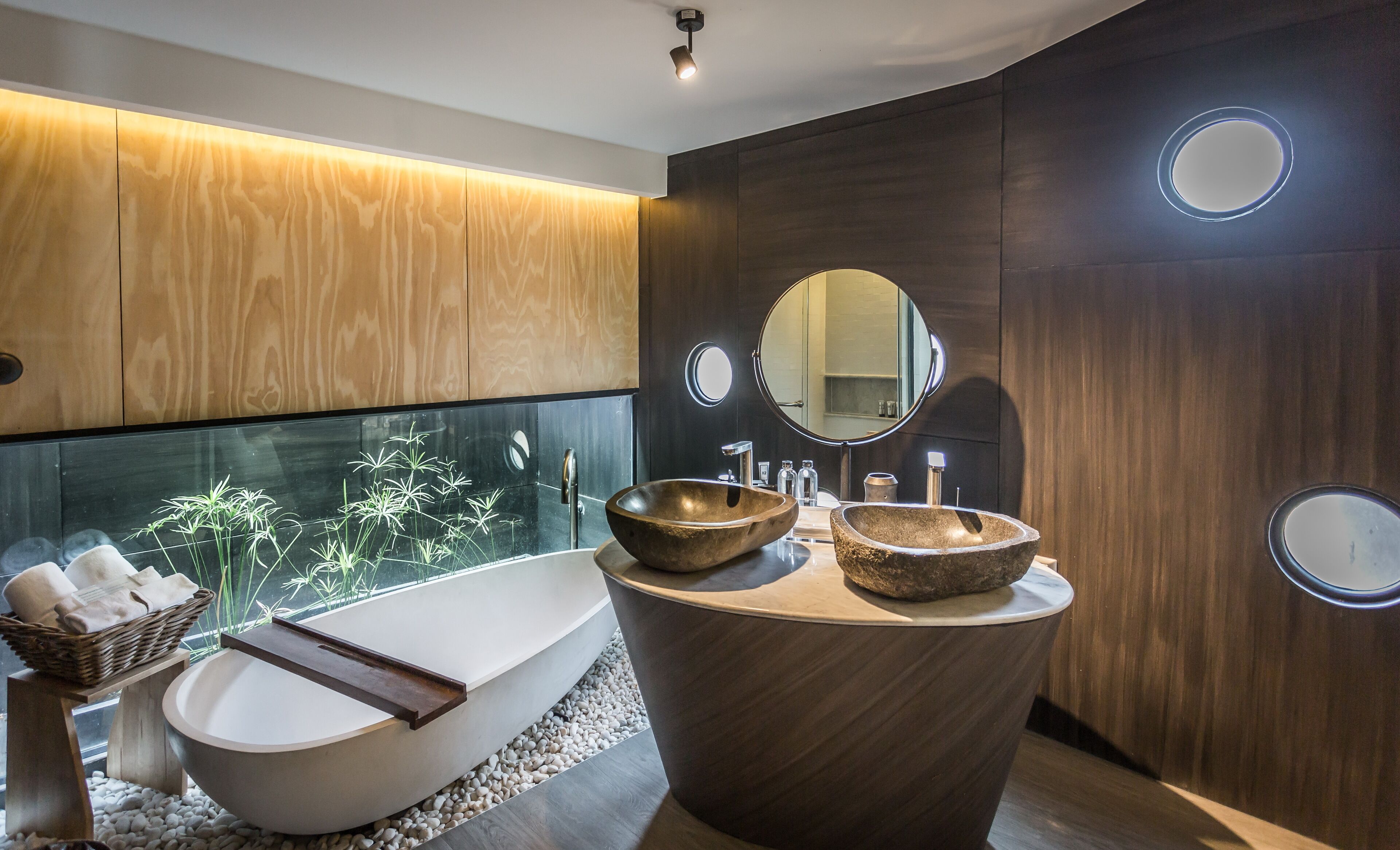 separate bathtub and shower, deep-soaking bathtub, rainfall showerhead