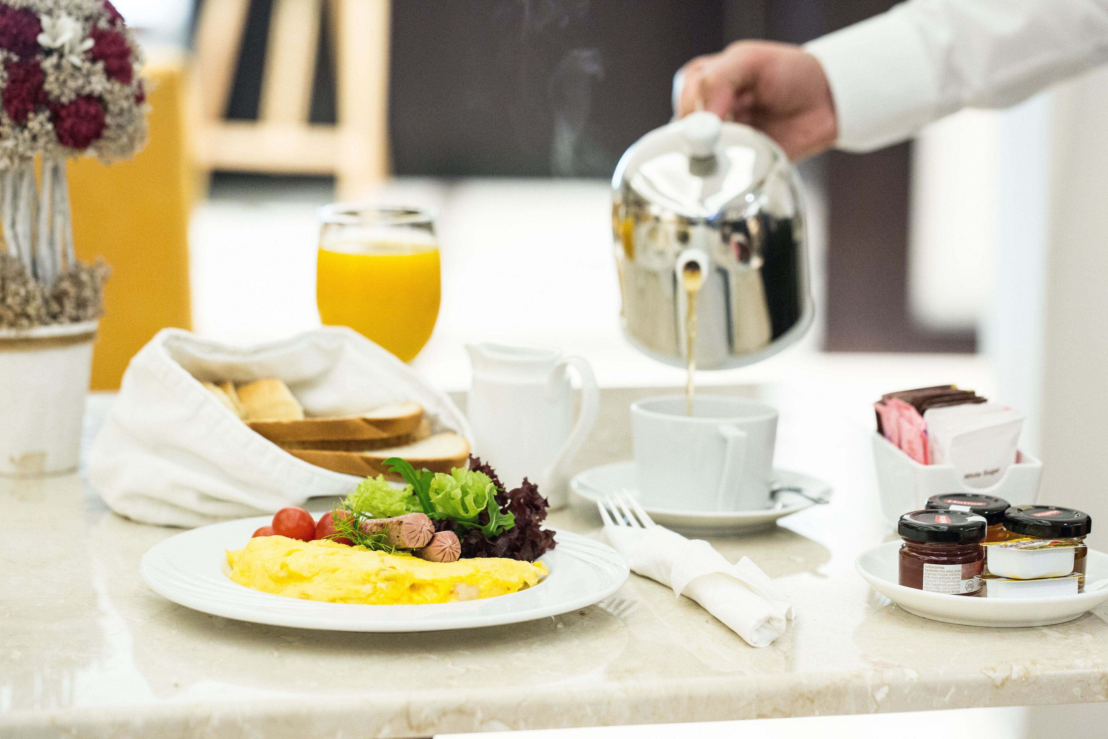 Breakfast area