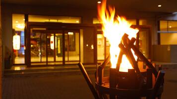 Pintu masuk properti