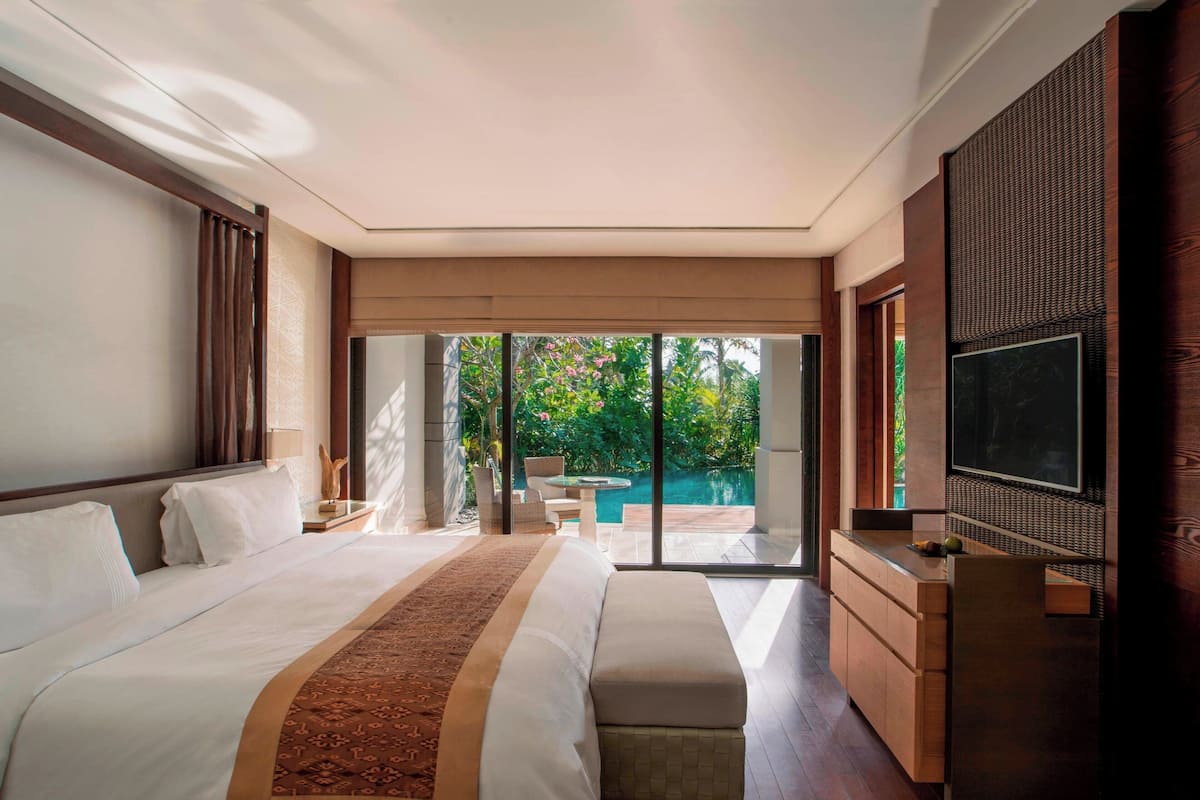 1 bedroom, Frette Italian sheets, premium bedding, minibar