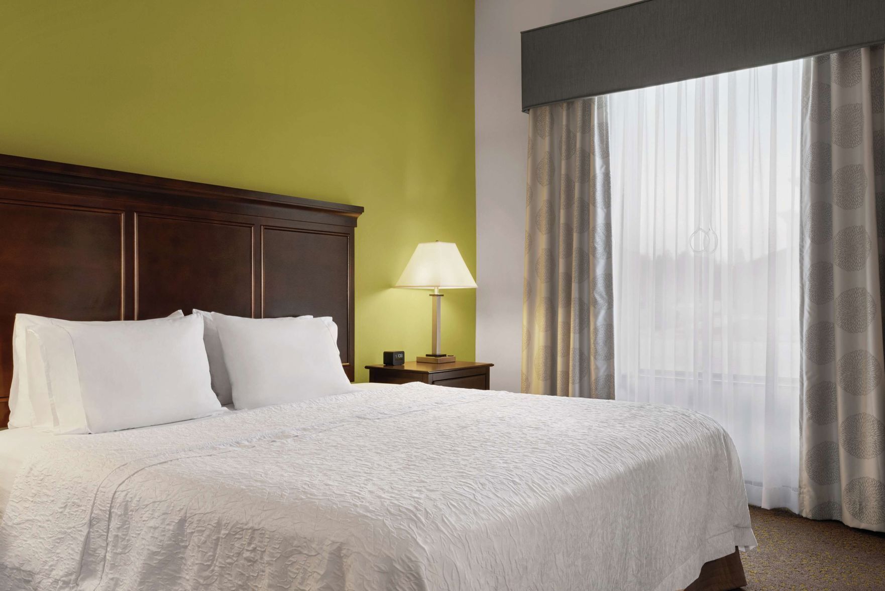Blackout curtains, iron/ironing board, free cots/infant beds, free WiFi