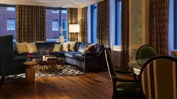 Premium bedding, down comforters, pillowtop beds, in-room safe