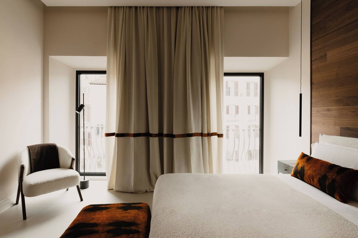 Egyptian cotton sheets, premium bedding, down comforters