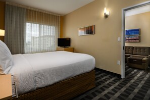 Pillow-top beds, in-room safe, individually decorated - Towneplace Suites by Marriott Houston Westchase (Houston)