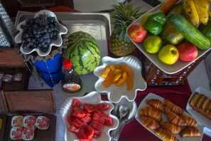 Free buffet breakfast - Africa House Hotel (Zanzibar Town)