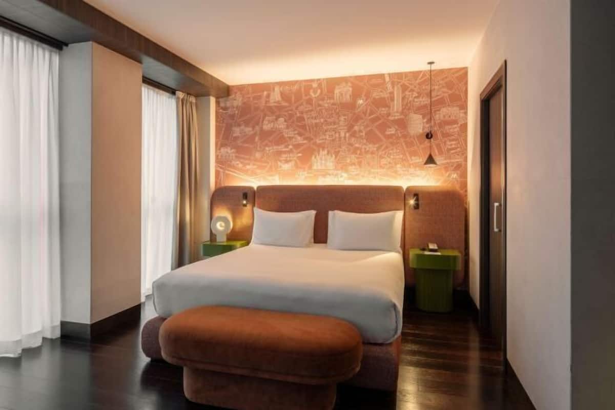 Minibar, in-room safe, desk, soundproofing