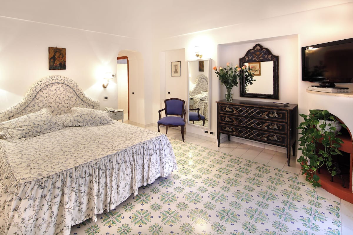 Petite chambre intérieure sans vue