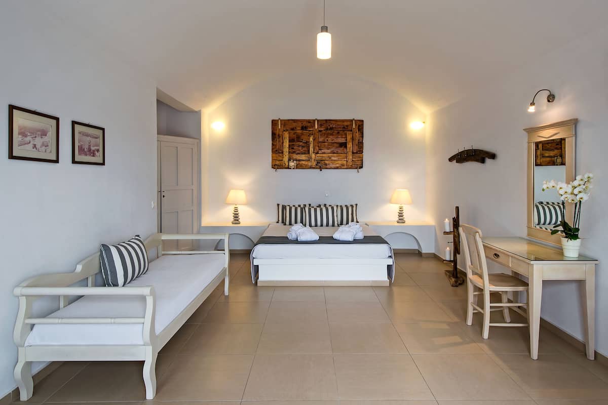 Habitación doble, balcón, vista al mar (& Garden View) | Caja de seguridad en la habitación, escritorio y insonorización