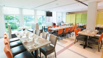 American cuisine, al fresco dining