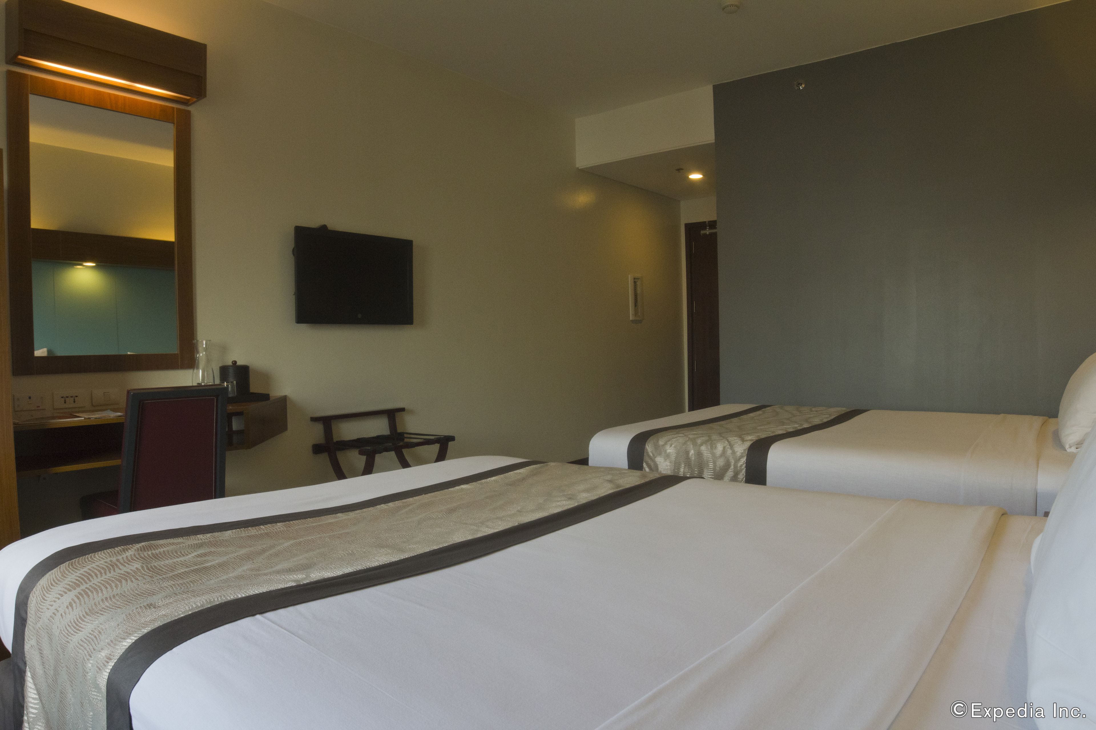 in-room safe, desk, iron/ironing board, free wifi