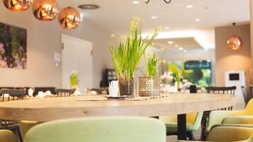 Inbegriffenes Frühstücksbuffet