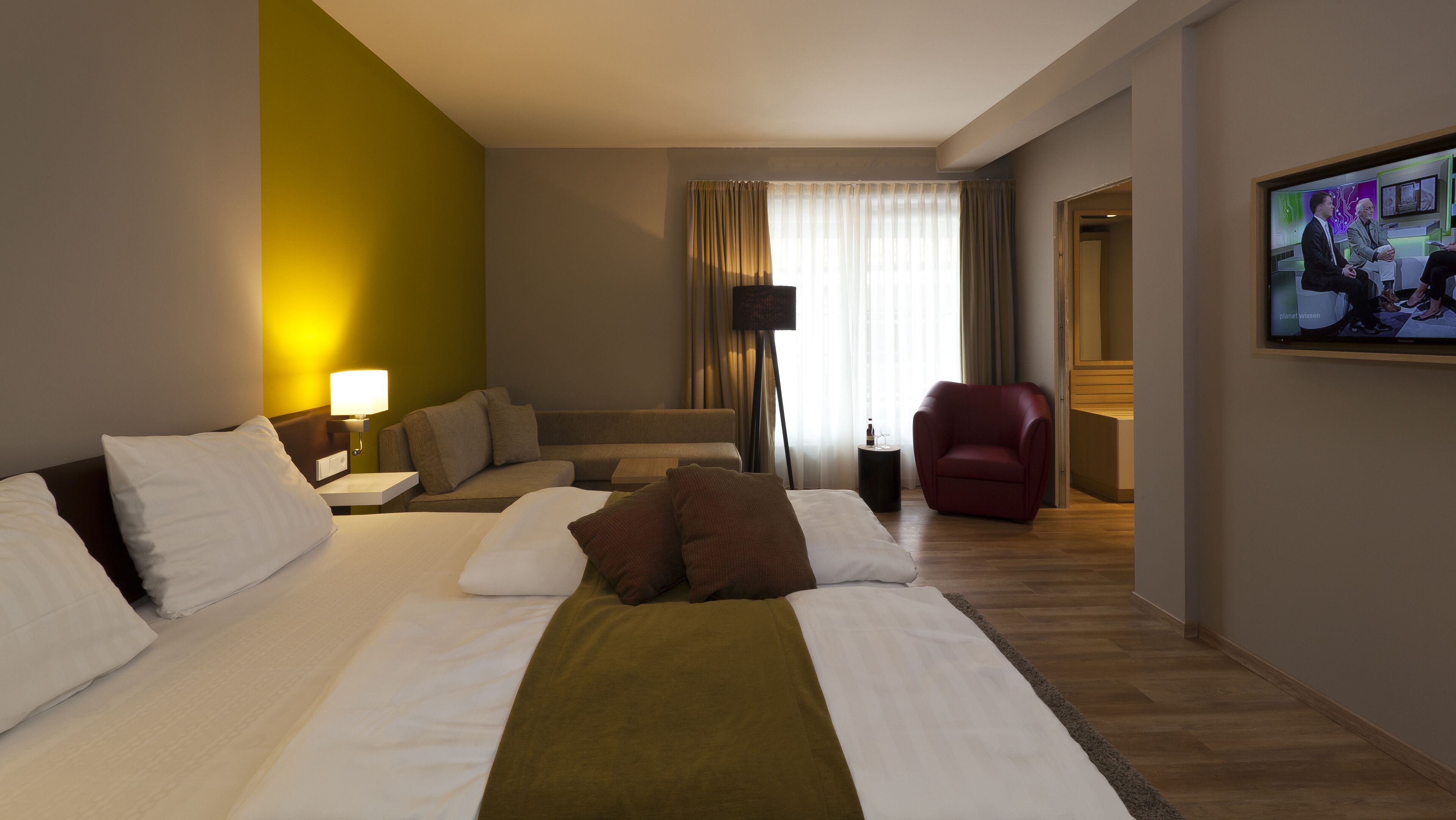 deluxe double room | 1 bedroom, premium bedding, minibar, in-room safe