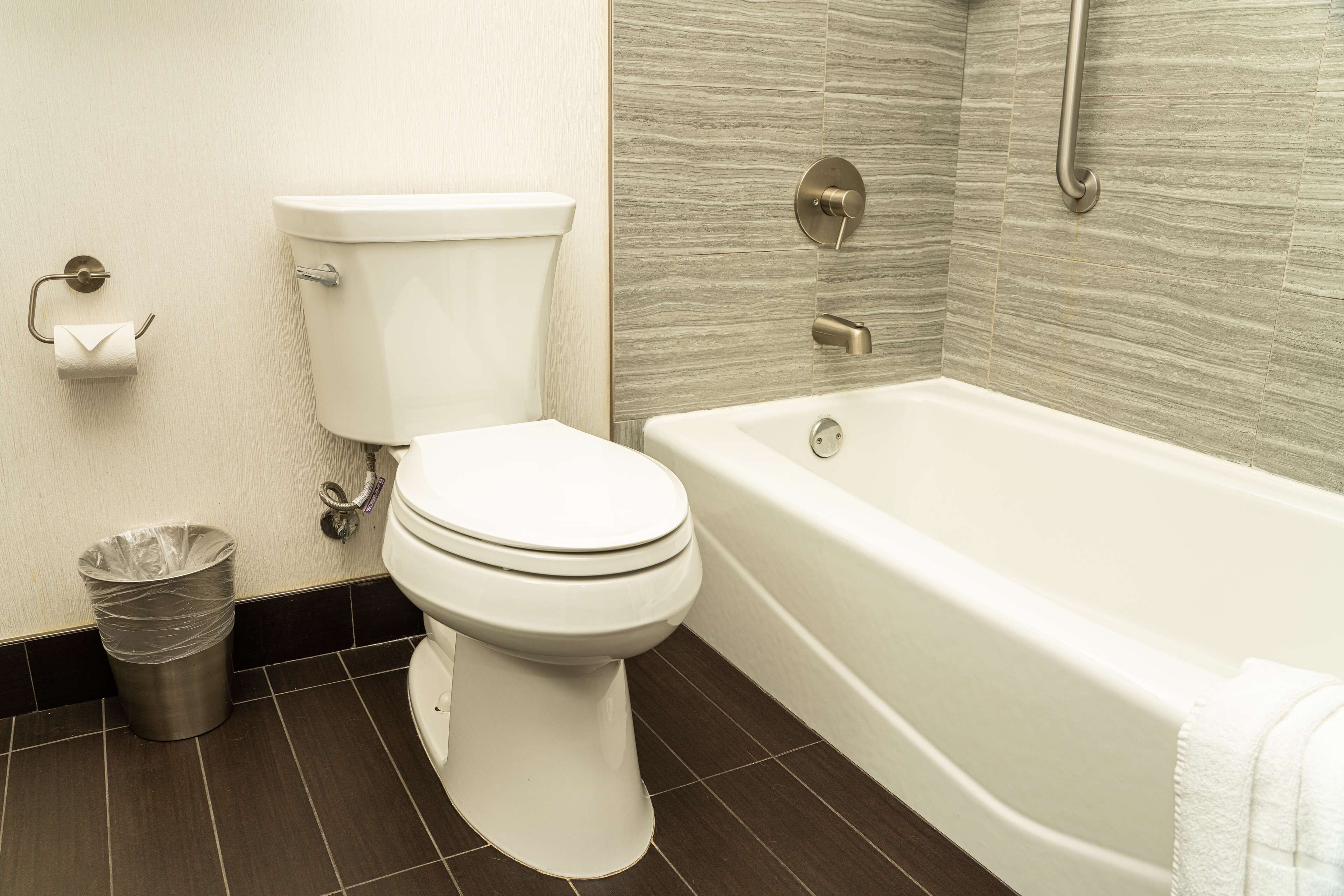 designer toiletries, towels