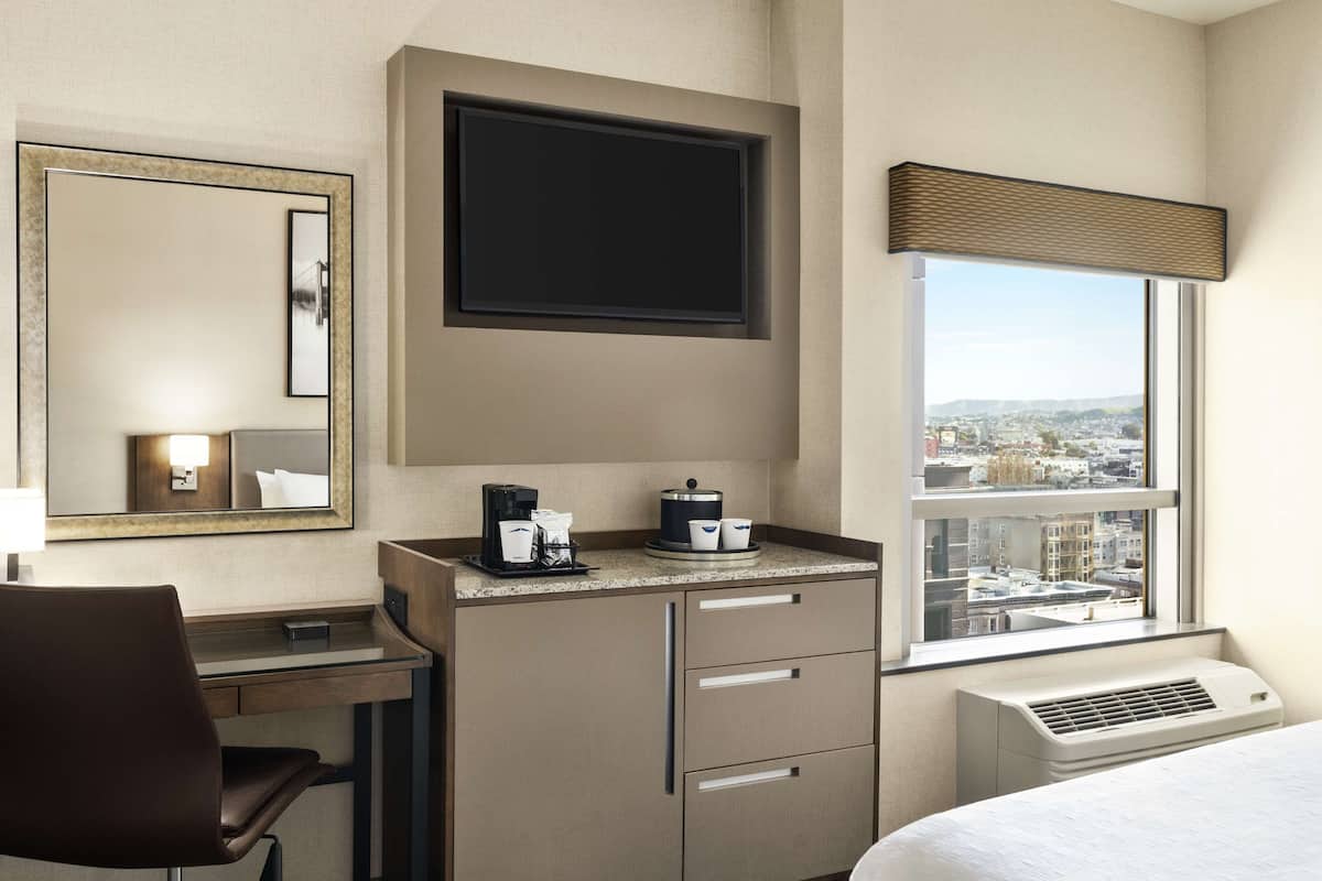 In-room safe, blackout curtains, free WiFi, bed sheets