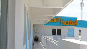 Gambar tidak terklasifikasi, 2 dari 45, tombol