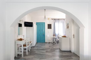 Standard Room, Mountain View - Ragousis Apartments (Paros)