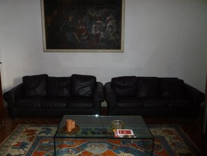 Interior - Villa Morghen (Florence)