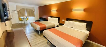 Revelstoke Gateway Inn