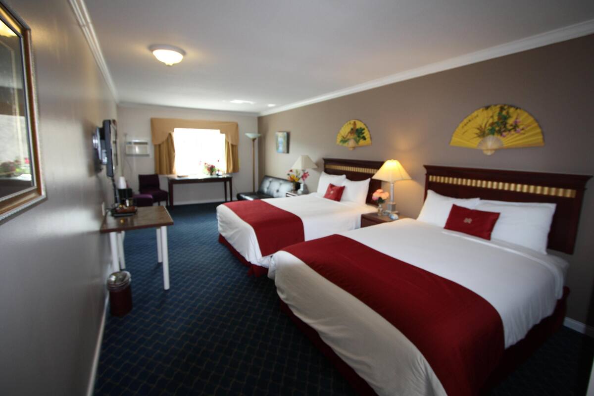 Basic Double Room | Desk, WiFi (free), bed sheets